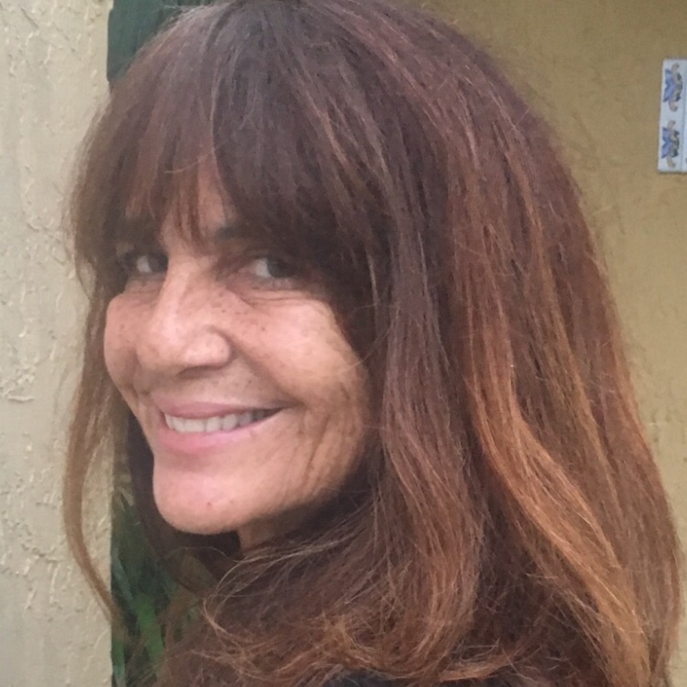 Meet your Posher, Rosemary Send me your offer ;)